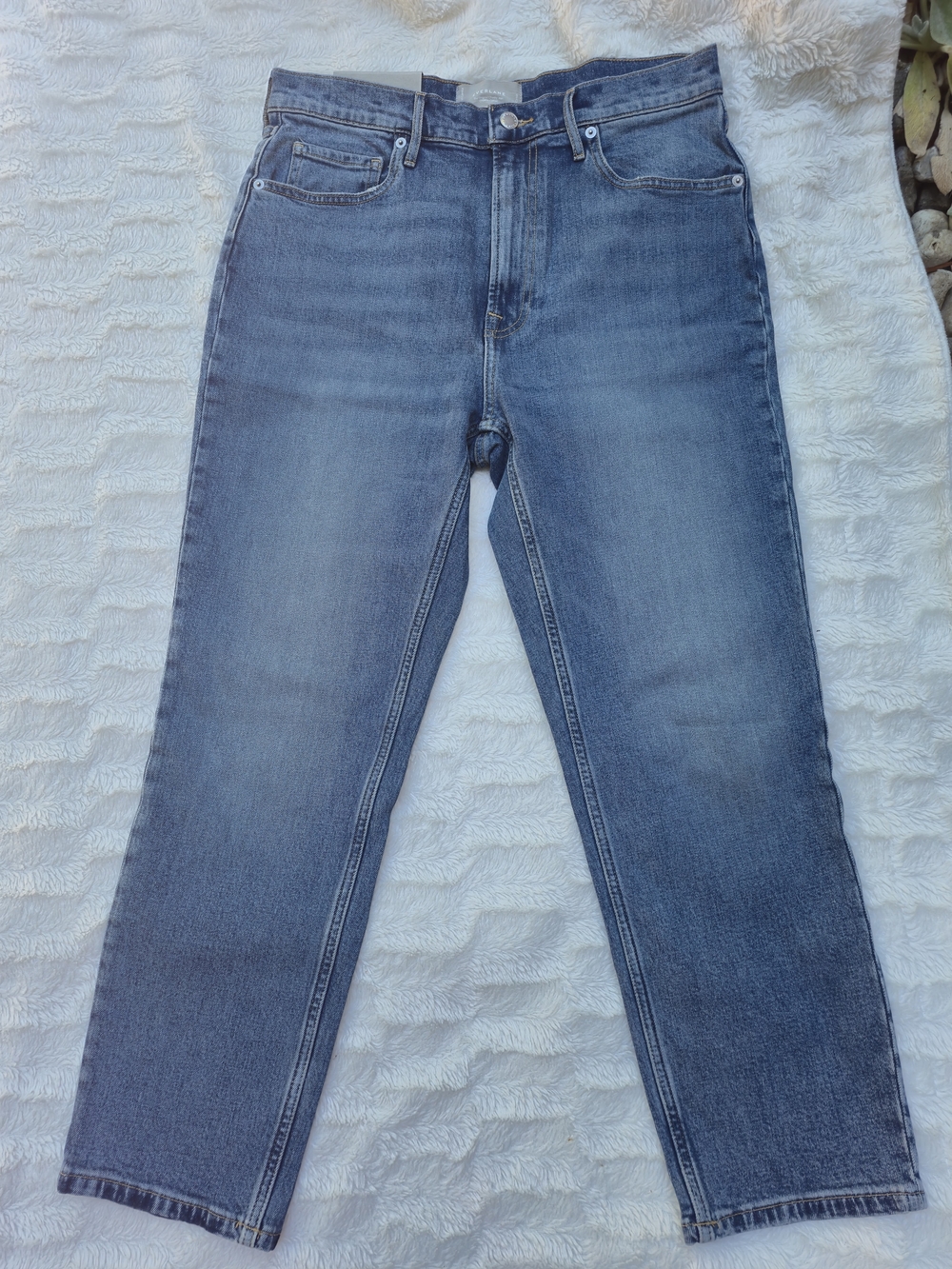 Everlane Men’s‎ Straight Jeans in Medium Blue Wash